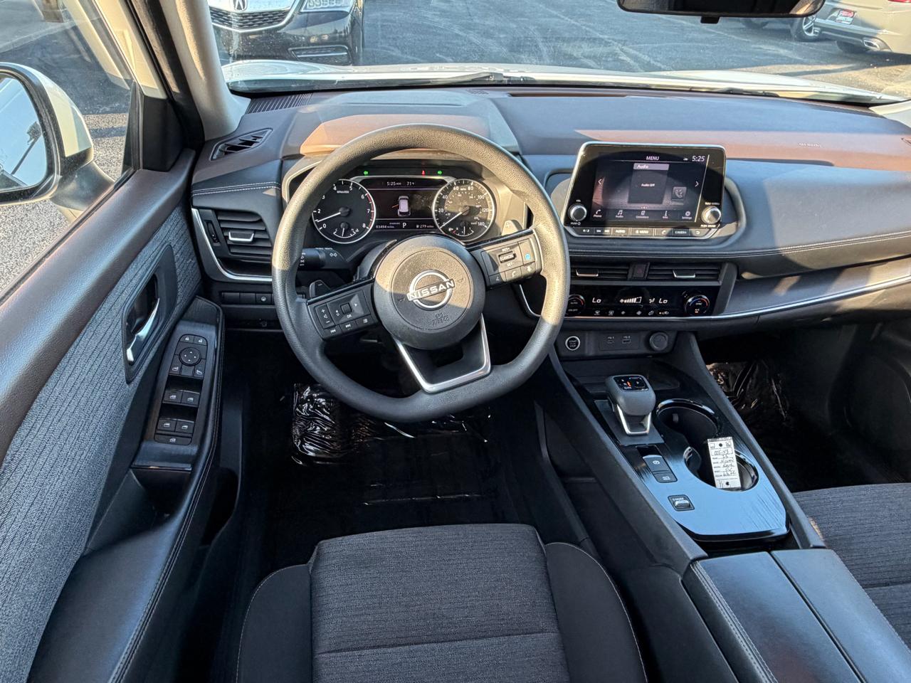 Nissan Rogue FWD SV 2023