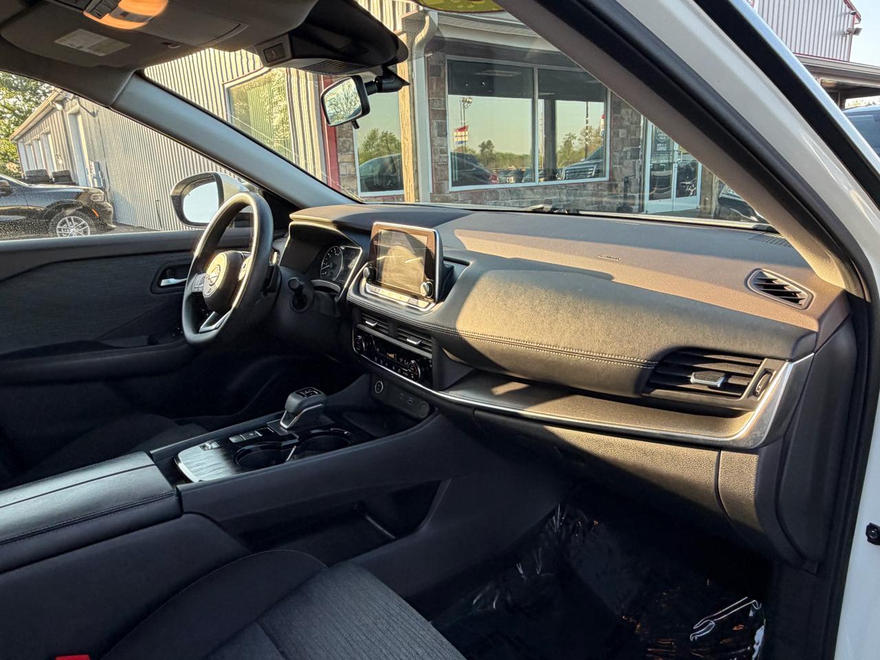 Nissan Rogue FWD SV 2023