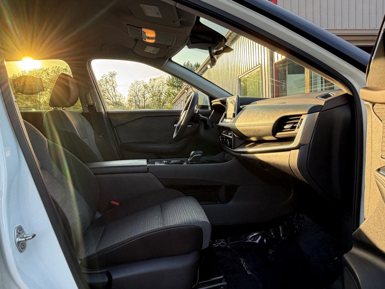 Nissan Rogue FWD SV 2023