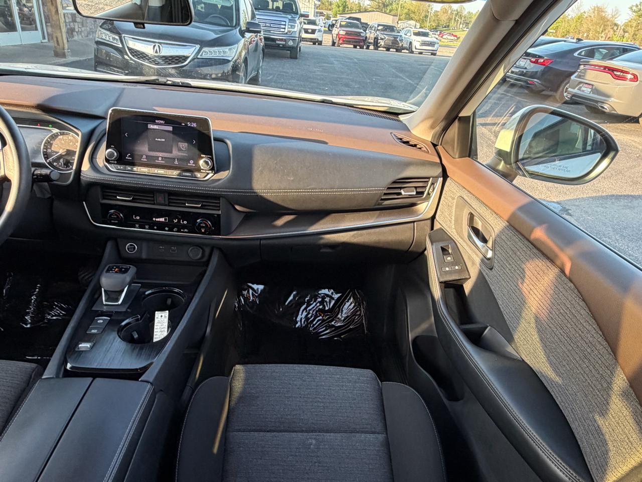 Nissan Rogue FWD SV 2023