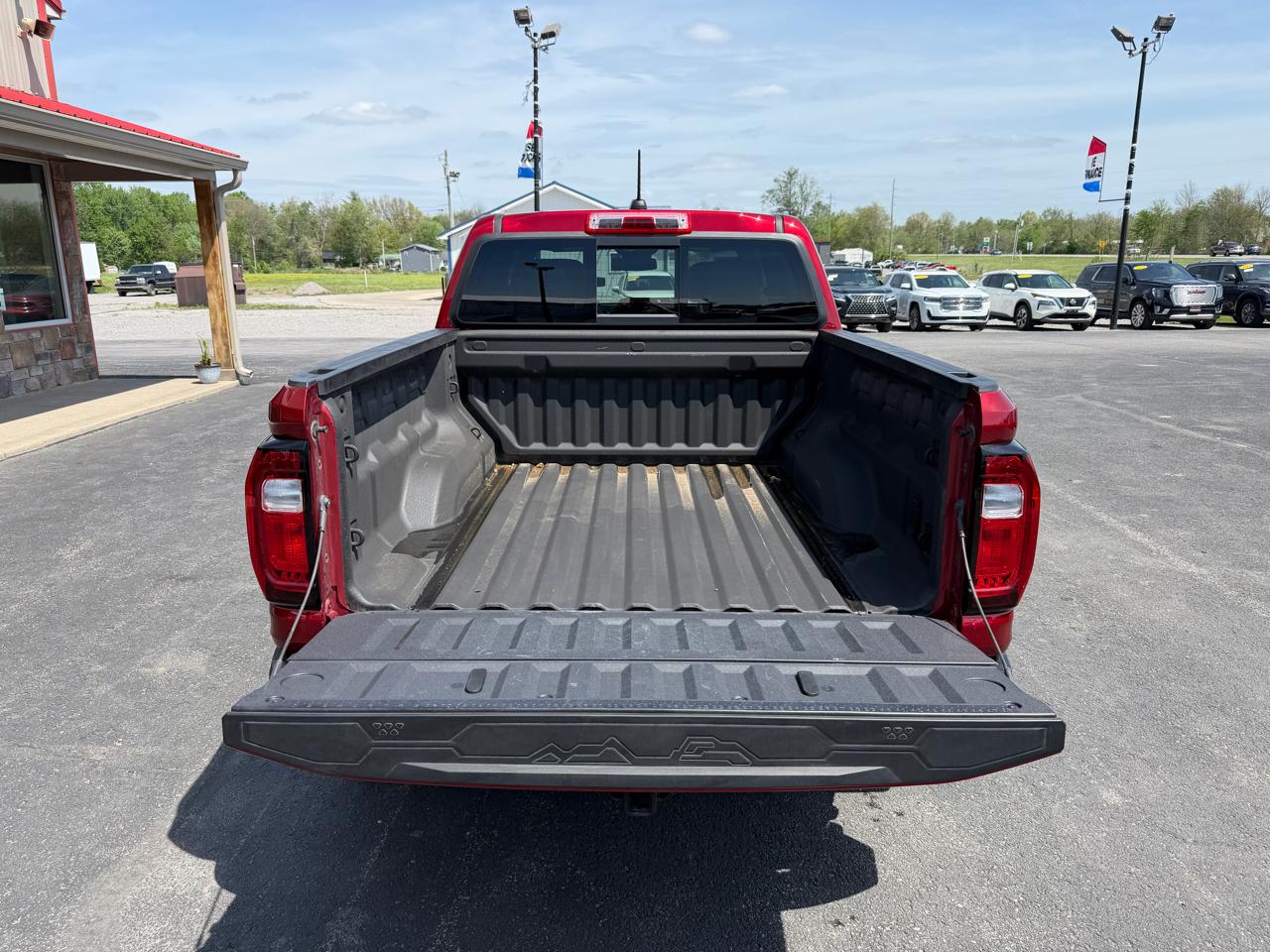 GMC Canyon 4WD Crew Cab AT4 2024