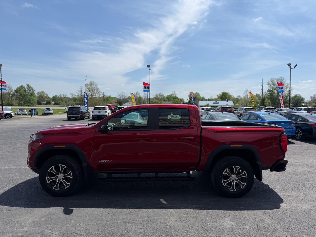 GMC Canyon 4WD Crew Cab AT4 2024