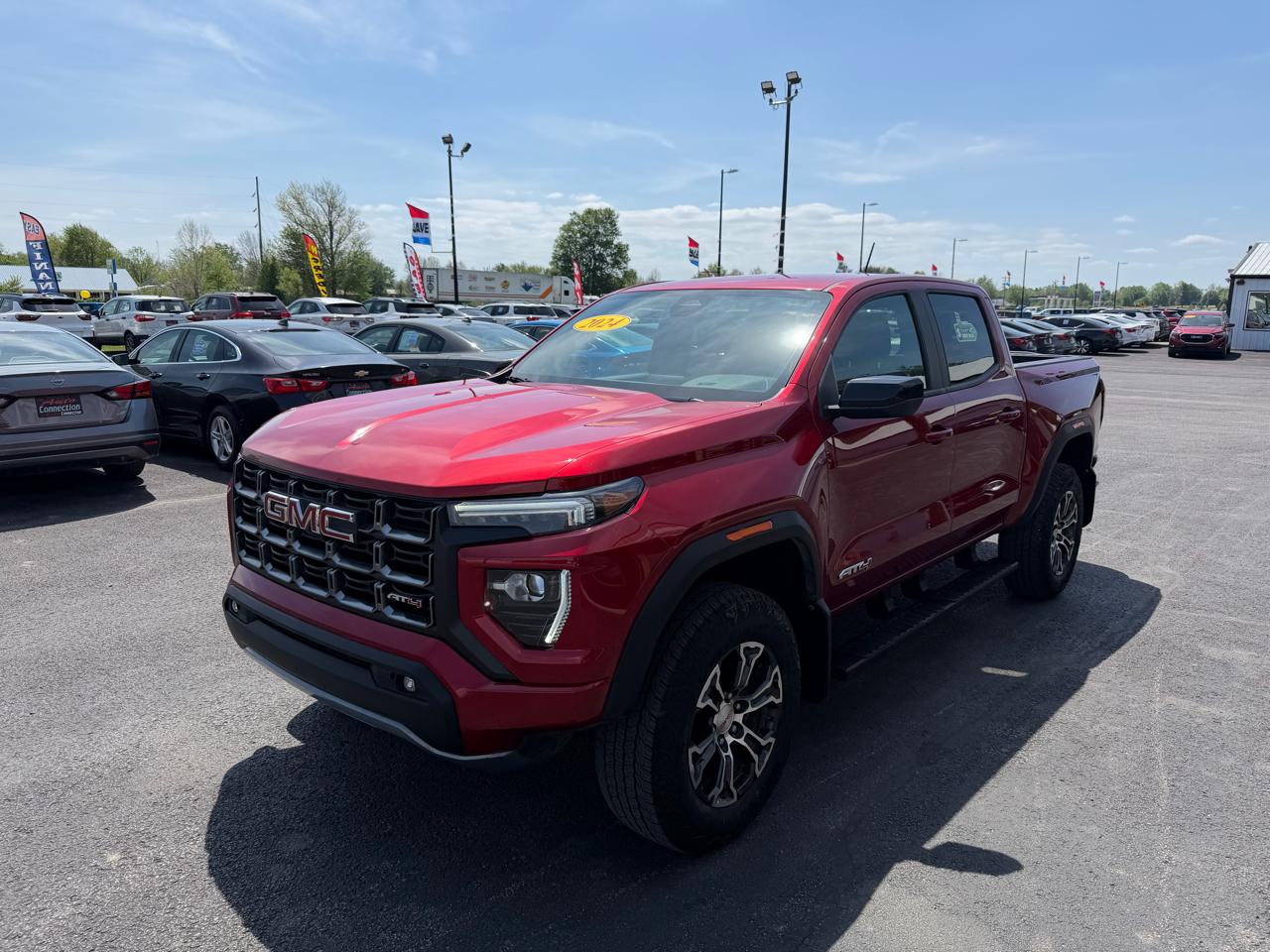 GMC Canyon 4WD Crew Cab AT4 2024