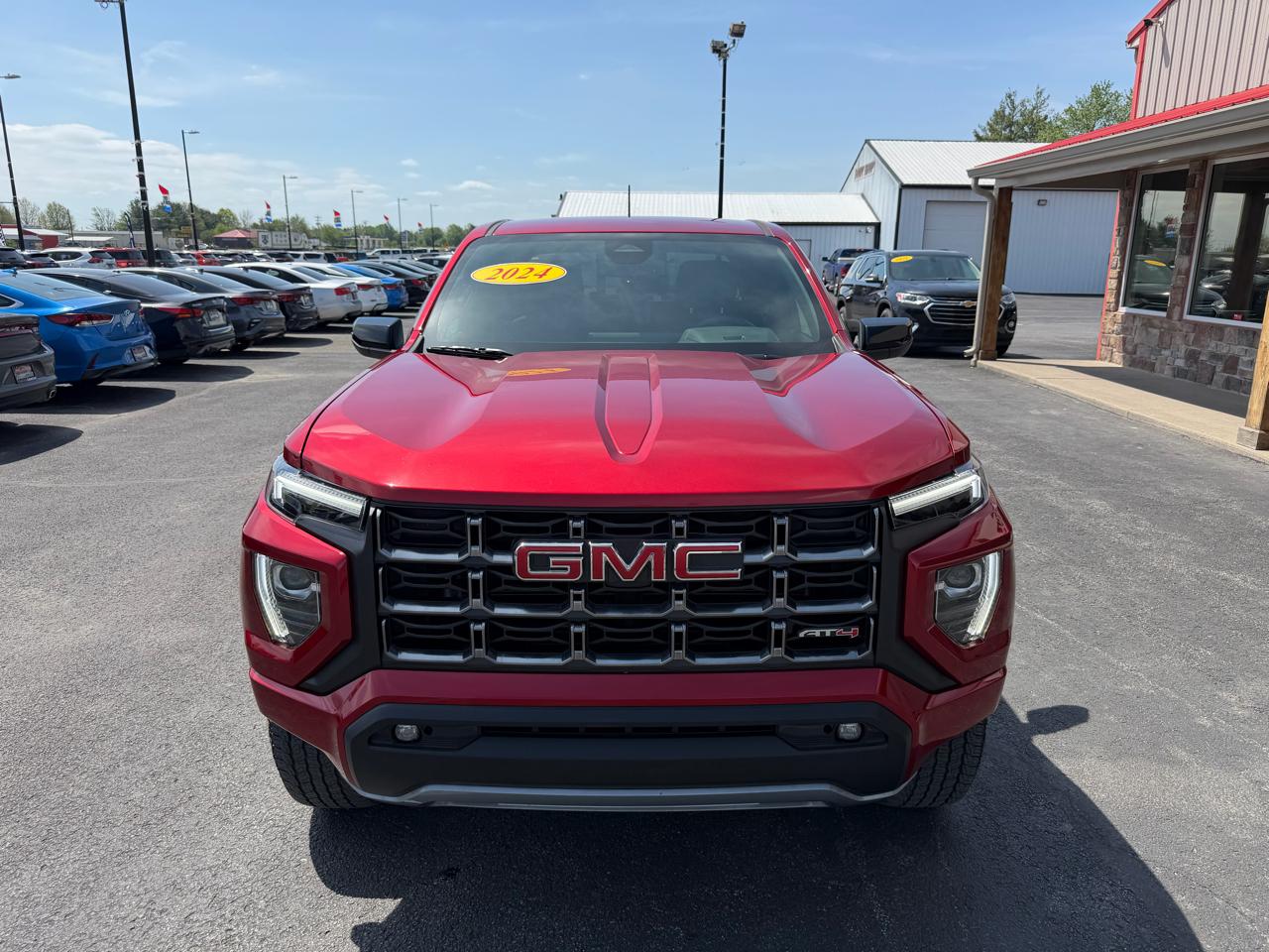 GMC Canyon 4WD Crew Cab AT4 2024