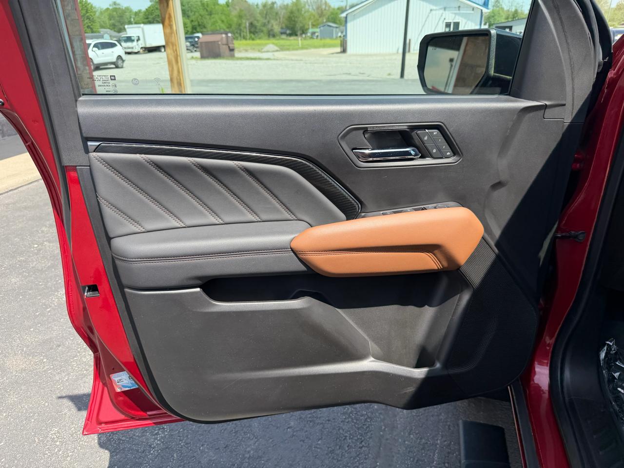 GMC Canyon 4WD Crew Cab AT4 2024