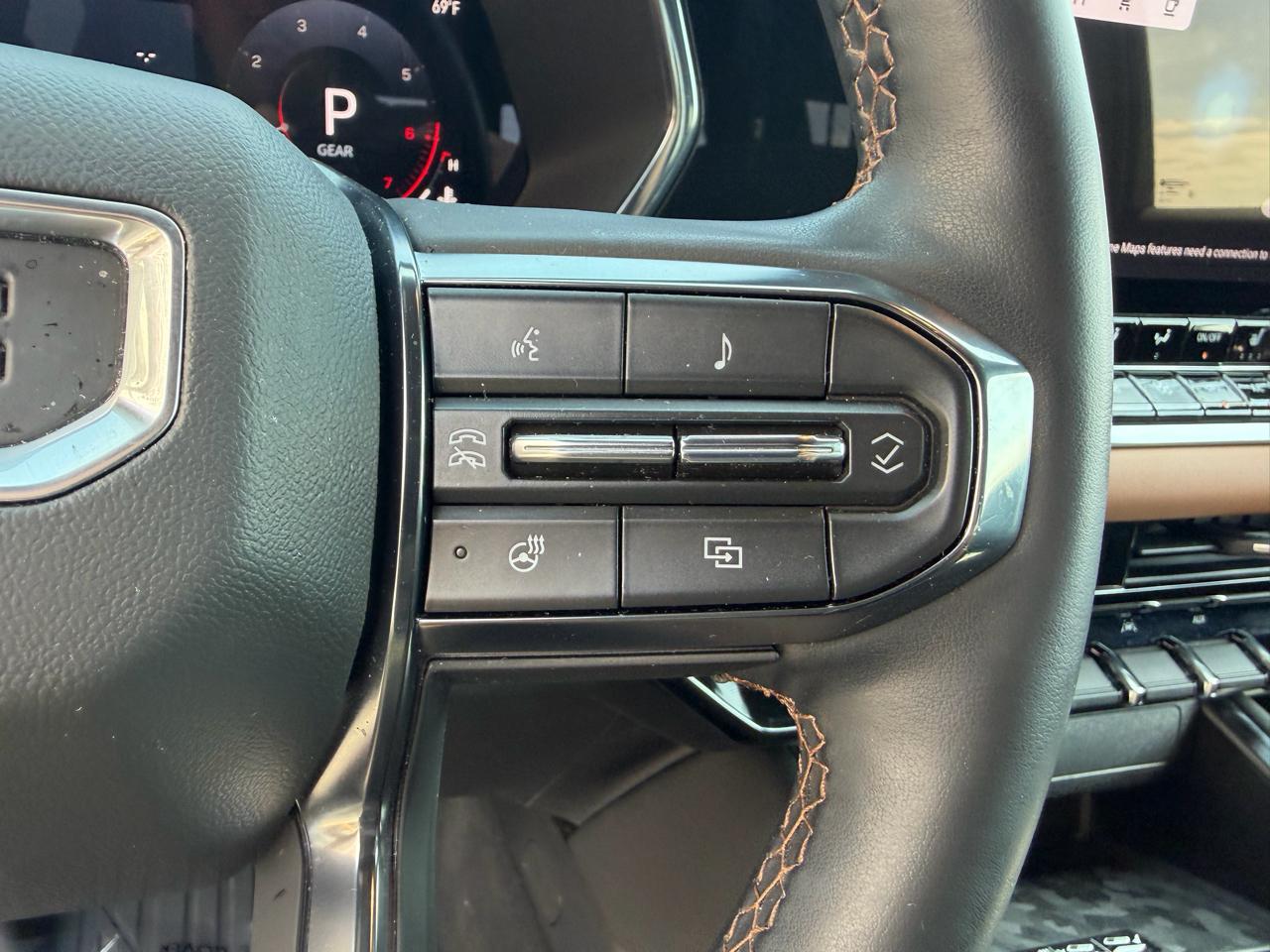 GMC Canyon 4WD Crew Cab AT4 2024