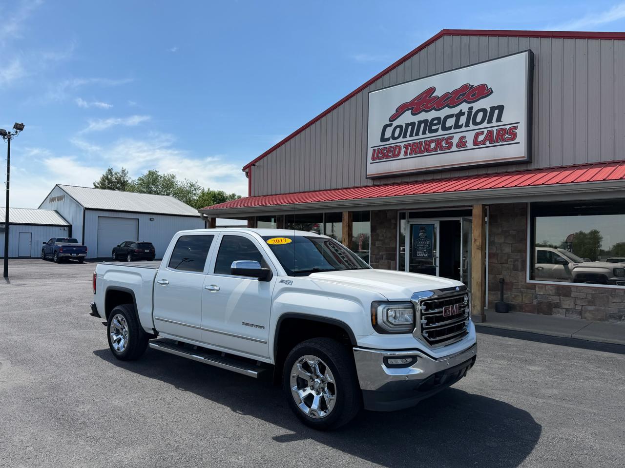 GMC Sierra 1500 4WD Crew Cab 143.5" SLT 2017