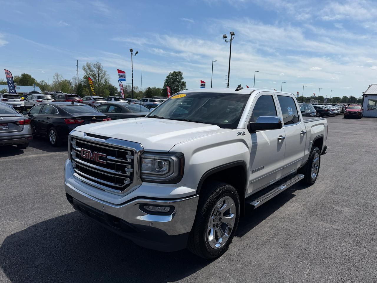 GMC Sierra 1500 4WD Crew Cab 143.5" SLT 2017