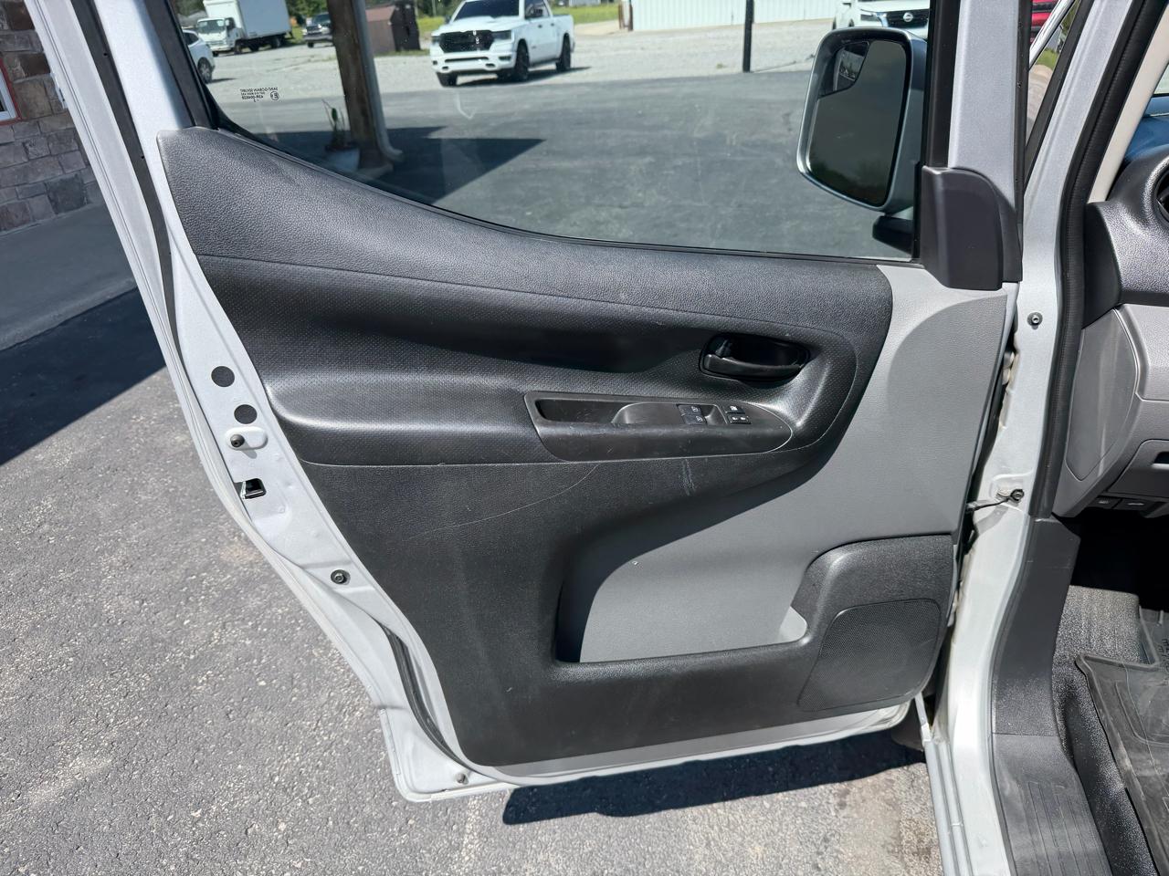 Nissan NV200 Compact Cargo I4 SV 2018