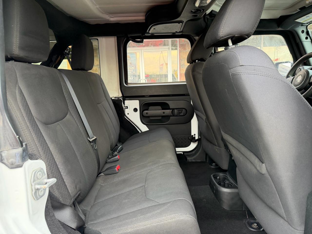 Jeep Wrangler Unlimited 4WD 4dr Sport 2016