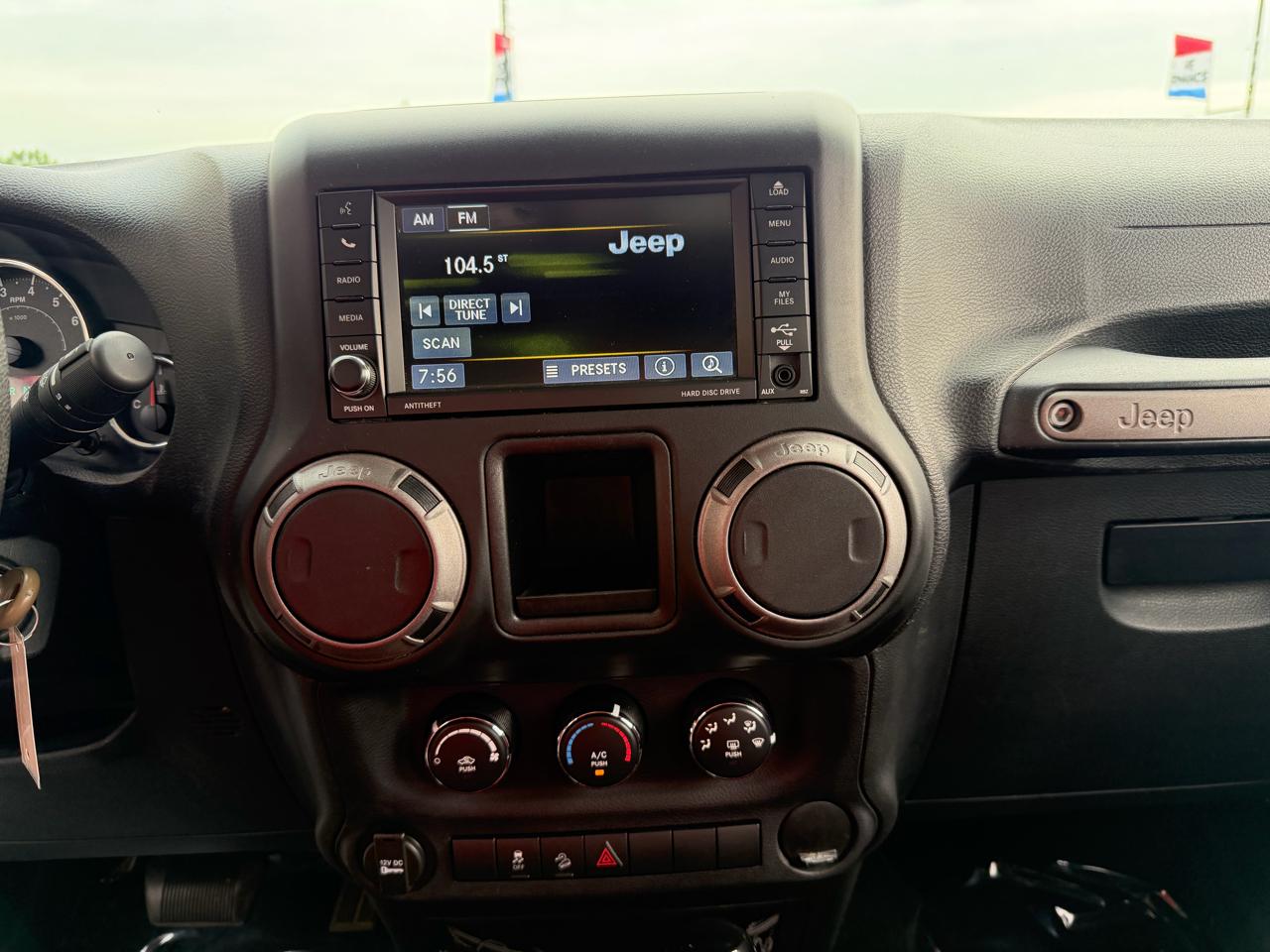 Jeep Wrangler Unlimited 4WD 4dr Sport 2016