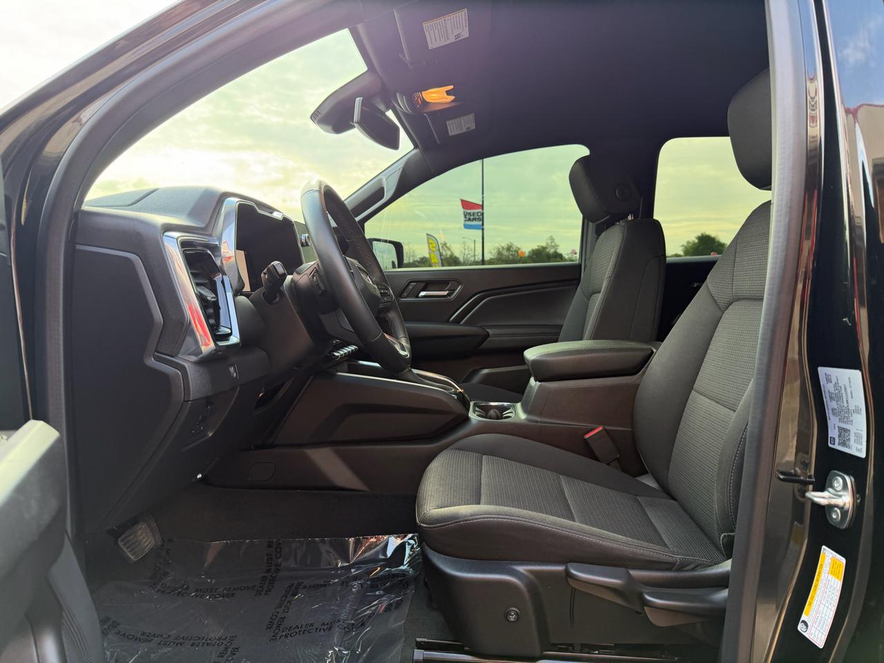 GMC Canyon 2WD Crew Cab Elevation 2024