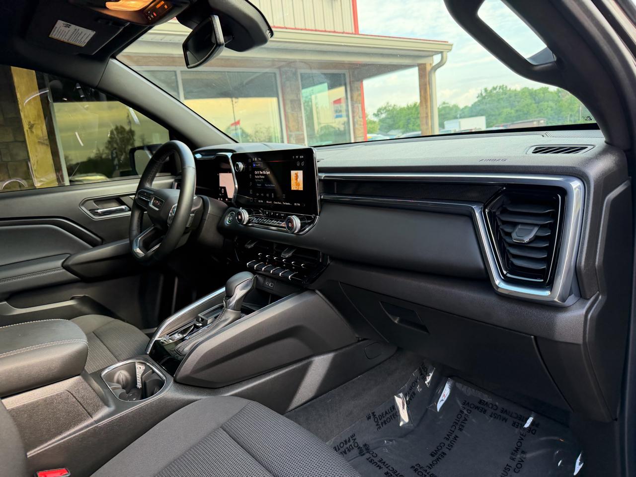 GMC Canyon 2WD Crew Cab Elevation 2024