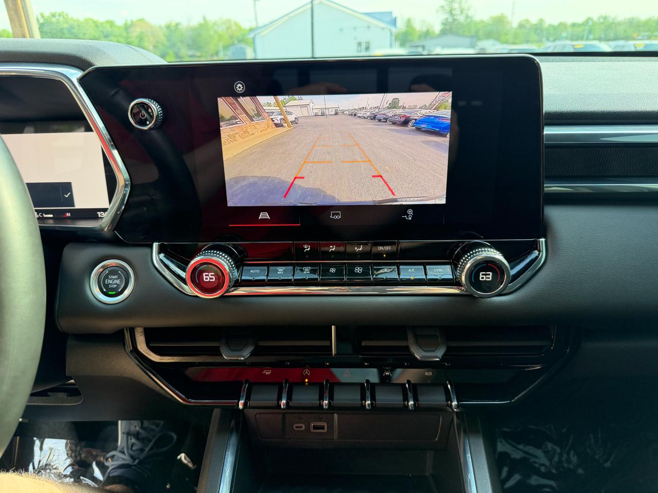 GMC Canyon 2WD Crew Cab Elevation 2024