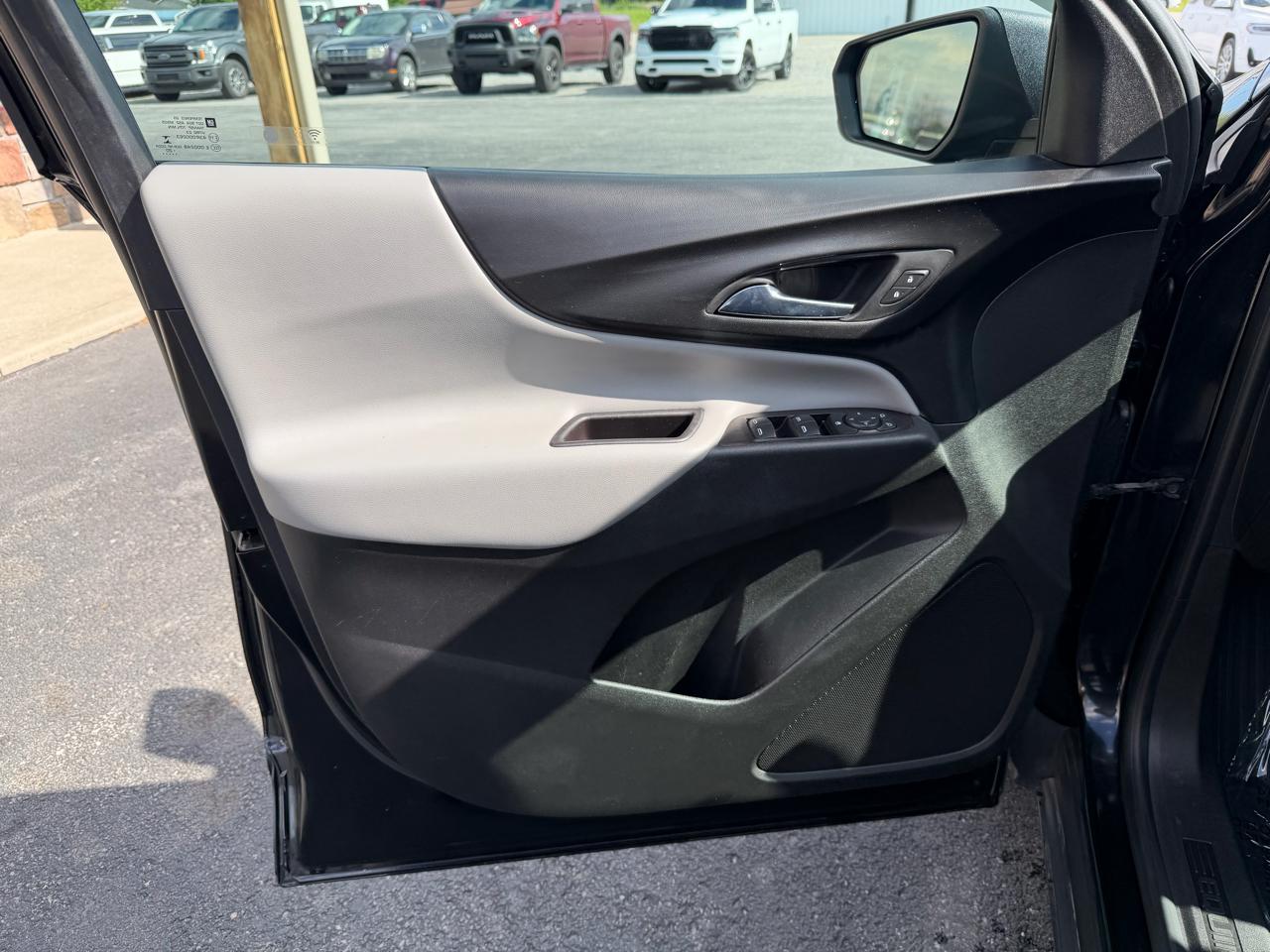 Chevrolet Equinox FWD 4dr LS w/1LS 2020