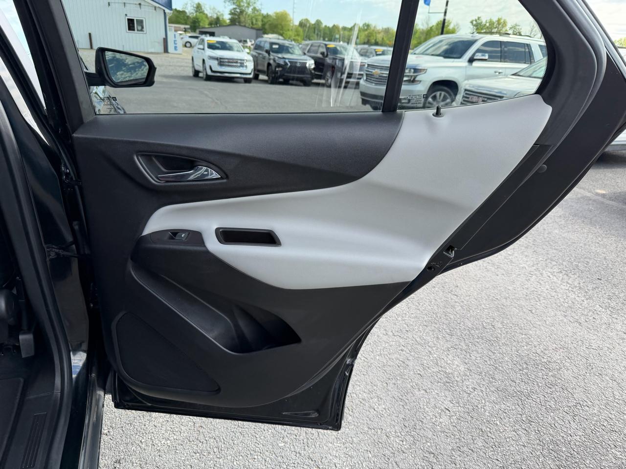 Chevrolet Equinox FWD 4dr LS w/1LS 2020