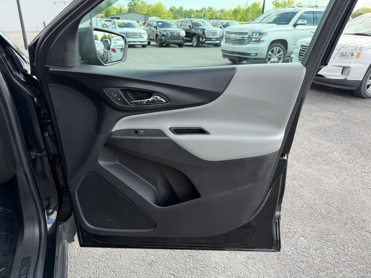 Chevrolet Equinox FWD 4dr LS w/1LS 2020