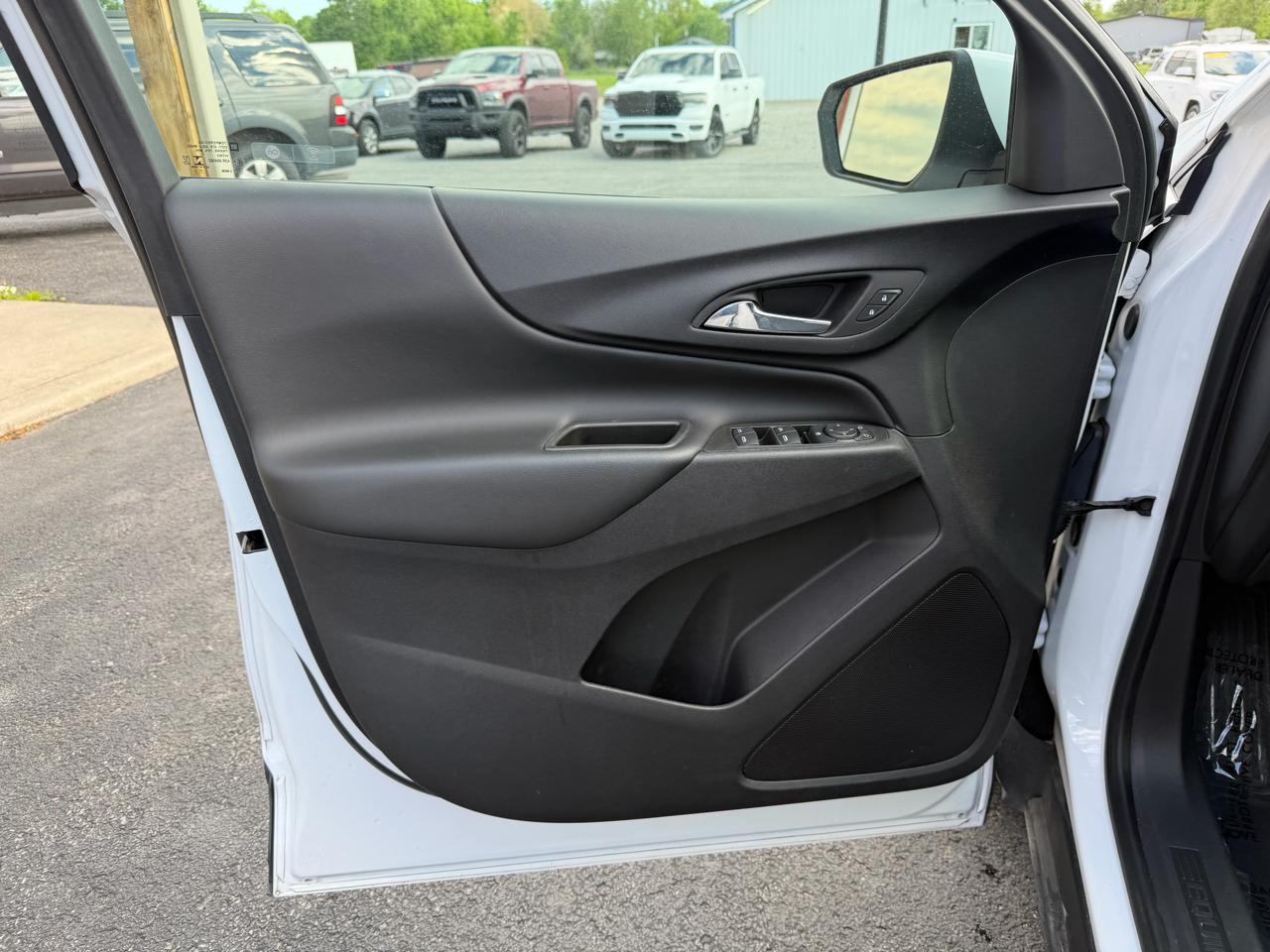 Chevrolet Equinox FWD 4dr LT w/1LT 2022