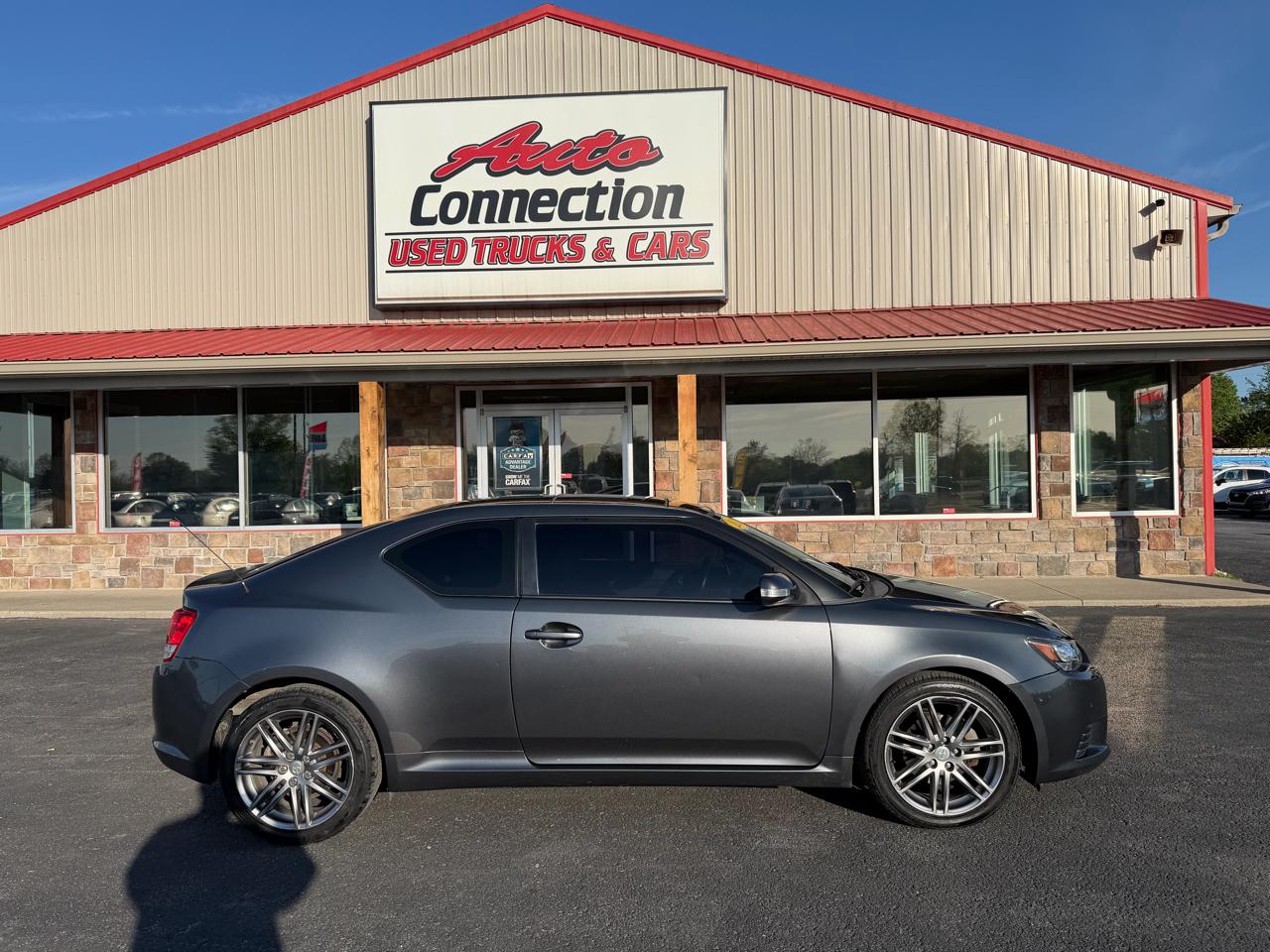 Scion tC 2dr HB Man (Natl) 2013