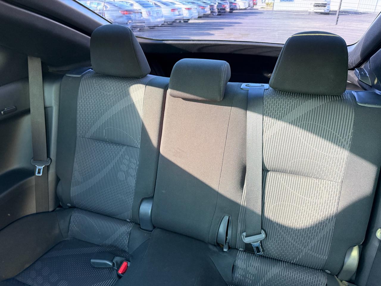 Scion tC 2dr HB Man (Natl) 2013