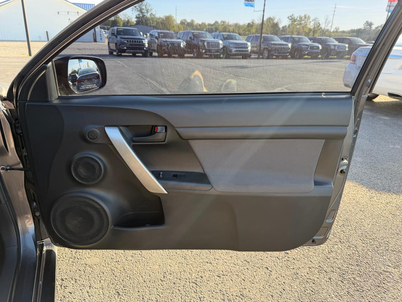 Scion tC 2dr HB Man (Natl) 2013