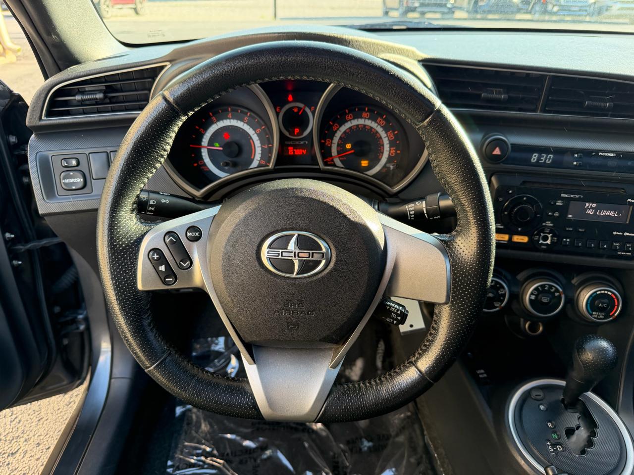 Scion tC 2dr HB Man (Natl) 2013