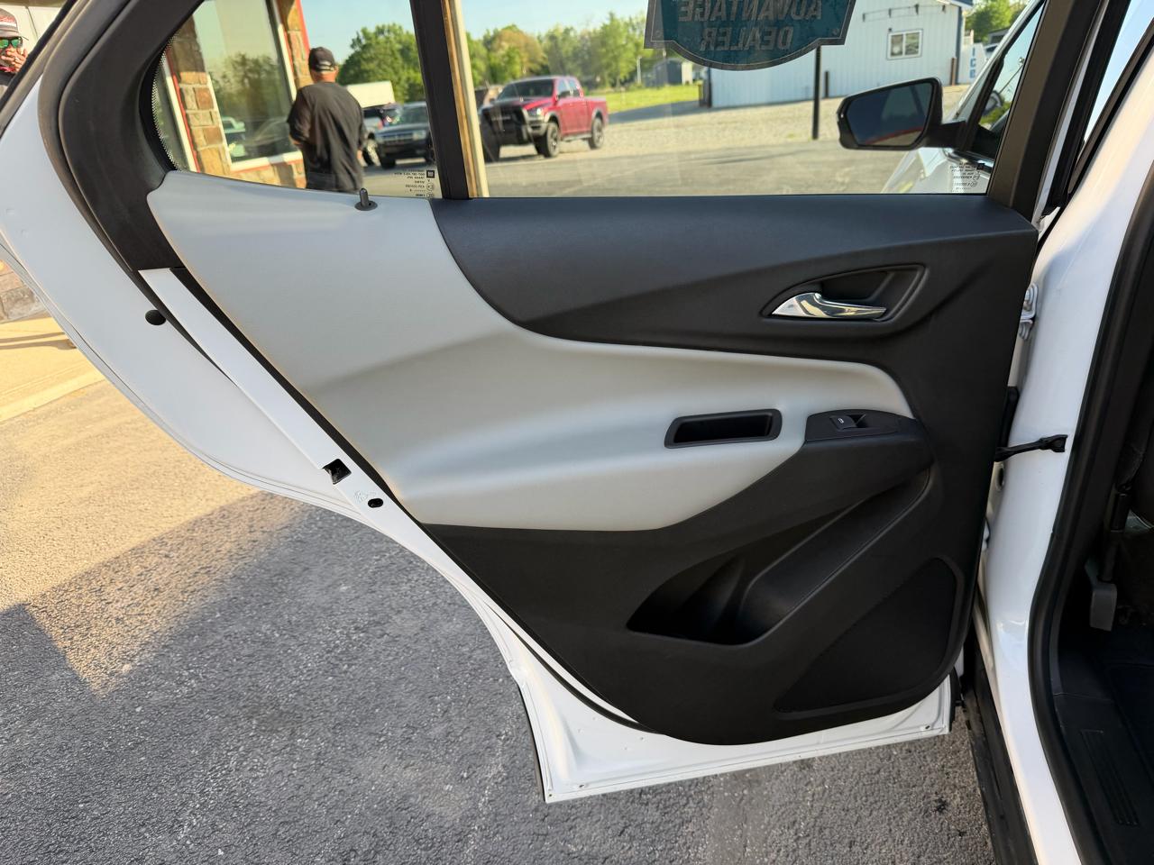 Chevrolet Equinox AWD 4dr LT w/1LT 2018