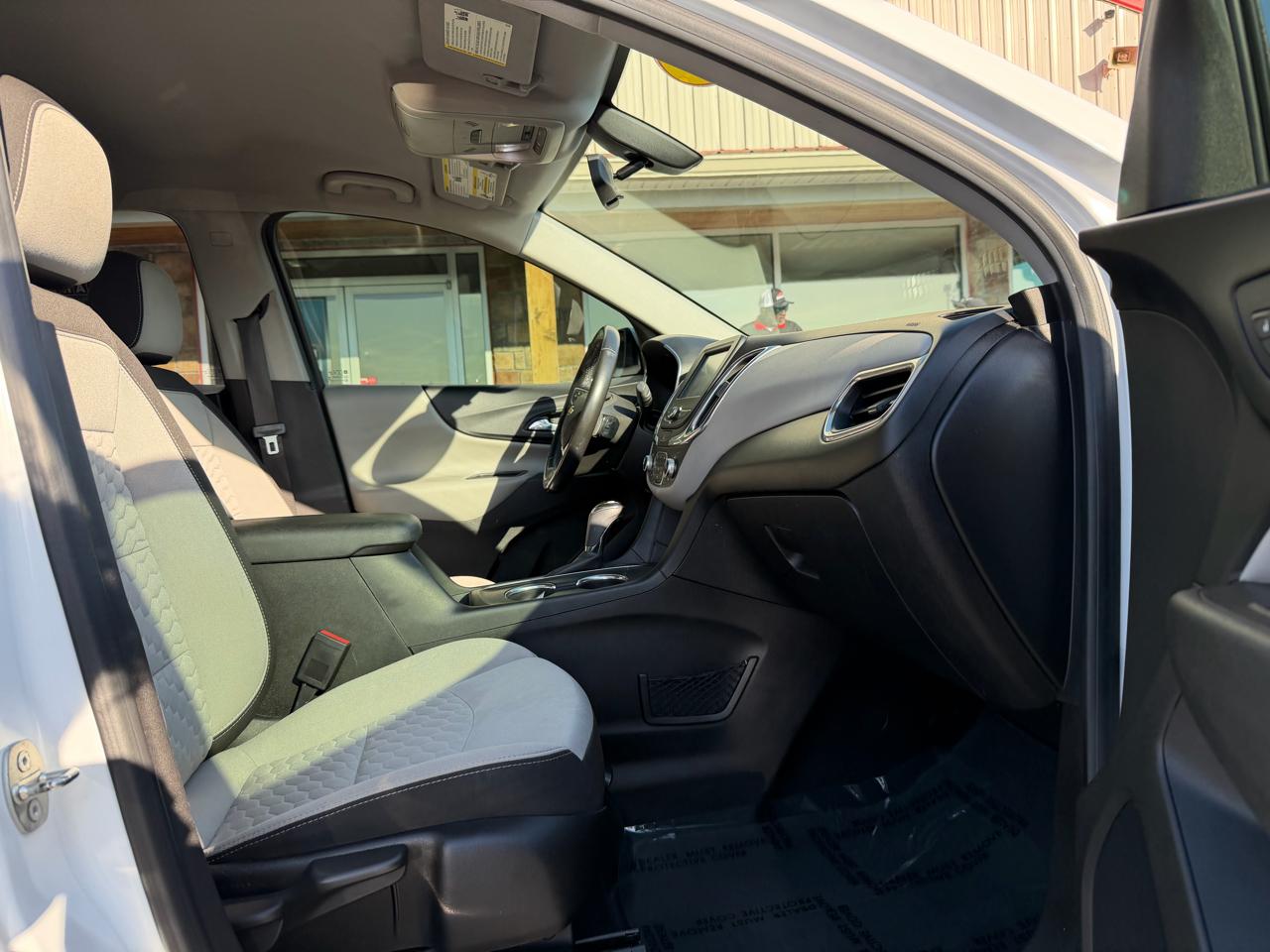 Chevrolet Equinox AWD 4dr LT w/1LT 2018