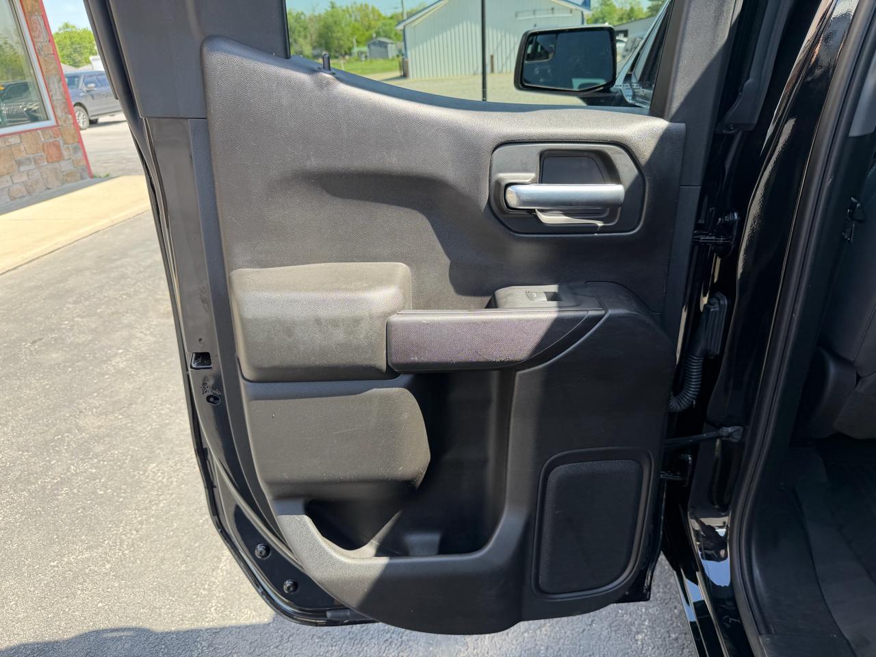 Chevrolet Silverado 1500 4WD Double Cab 147" LT 2019