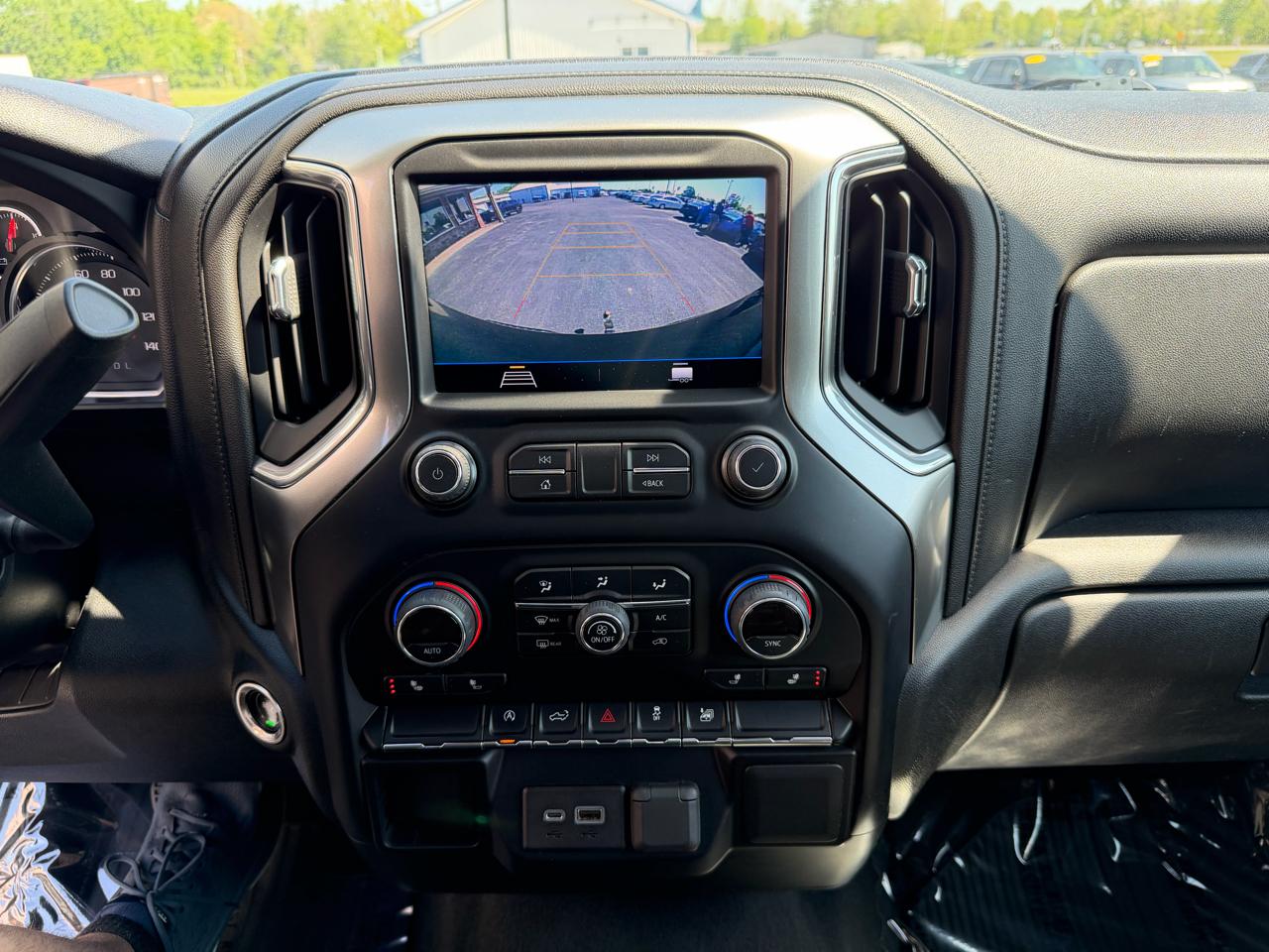 Chevrolet Silverado 1500 4WD Double Cab 147" LT 2019