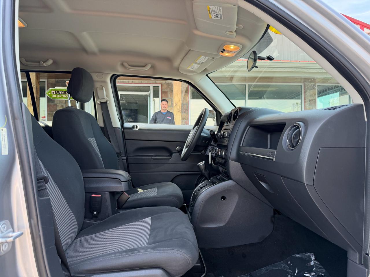 Jeep Patriot FWD 4dr Altitude 2014