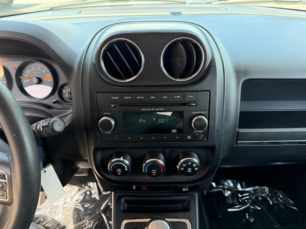 Jeep Patriot FWD 4dr Altitude 2014