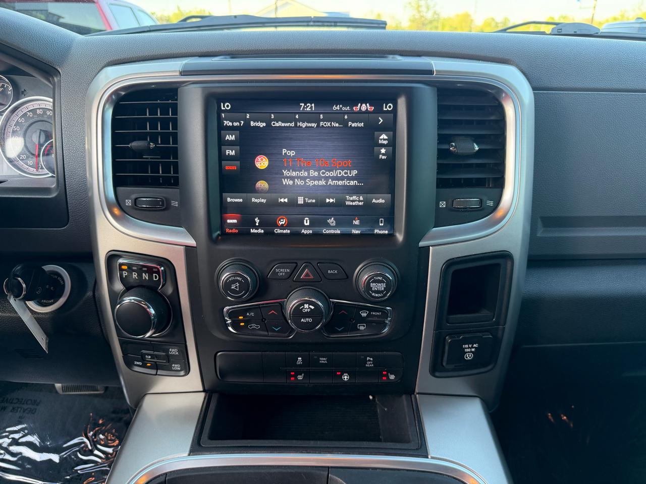 RAM 1500 Classic Warlock 4x4 Crew Cab 5'7" Box 2019