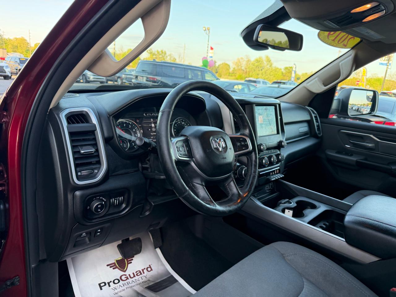 RAM 1500 Big Horn/Lone Star 4x4 Crew Cab 5'7" Box 2019