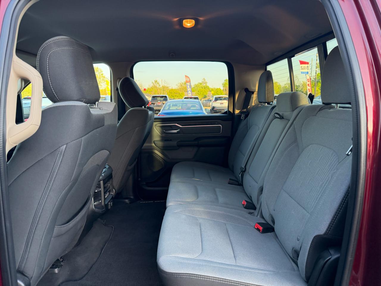 RAM 1500 Big Horn/Lone Star 4x4 Crew Cab 5'7" Box 2019