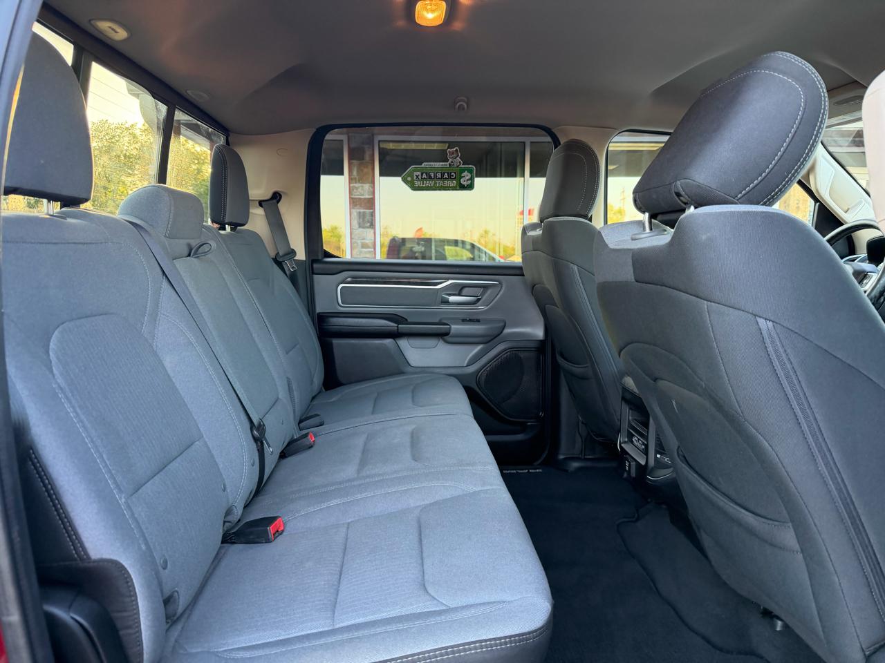 RAM 1500 Big Horn/Lone Star 4x4 Crew Cab 5'7" Box 2019