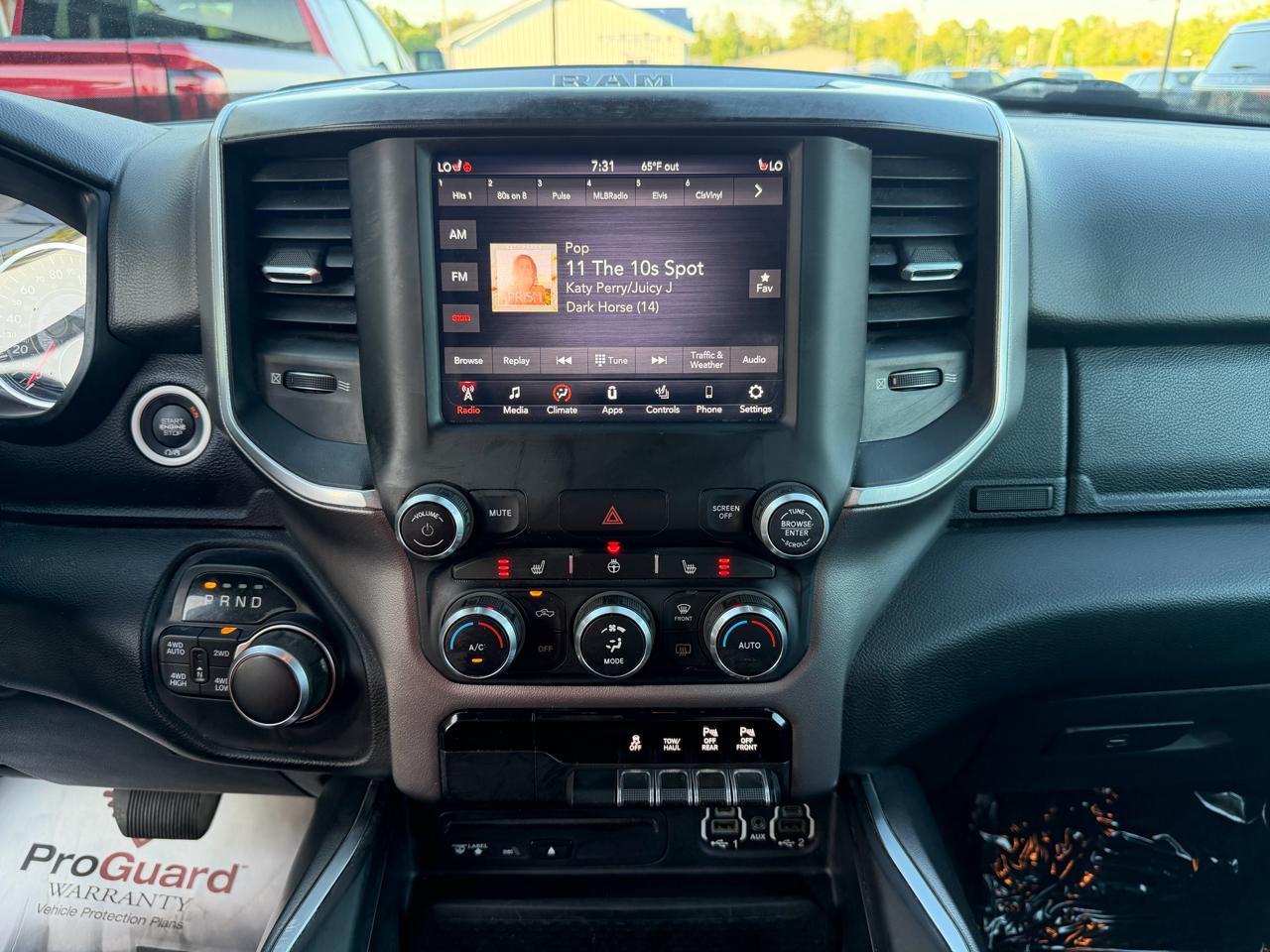 RAM 1500 Big Horn/Lone Star 4x4 Crew Cab 5'7" Box 2019