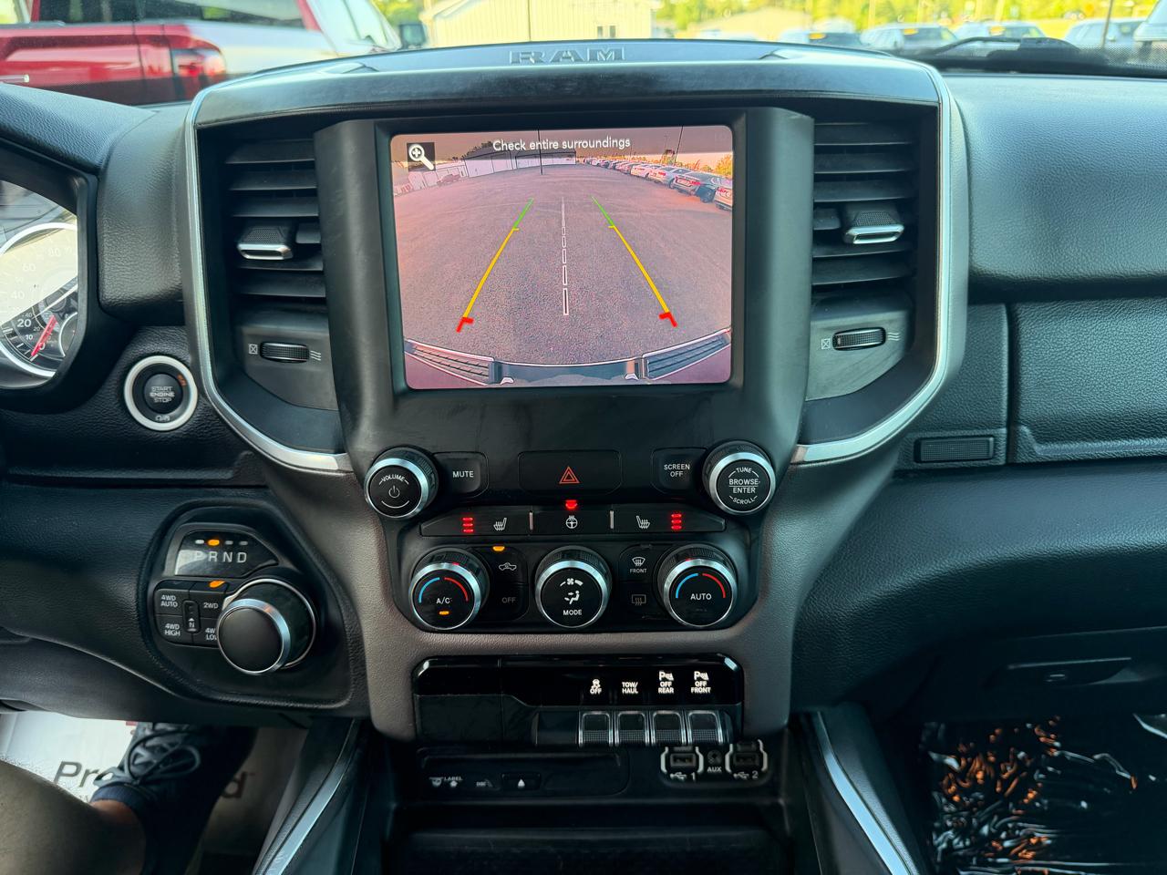 RAM 1500 Big Horn/Lone Star 4x4 Crew Cab 5'7" Box 2019