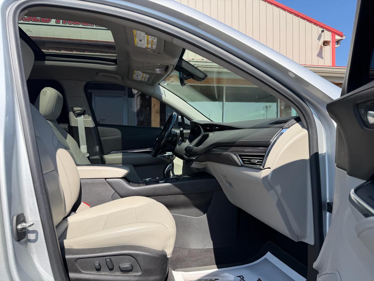 Cadillac XT4 AWD 4dr Luxury 2019