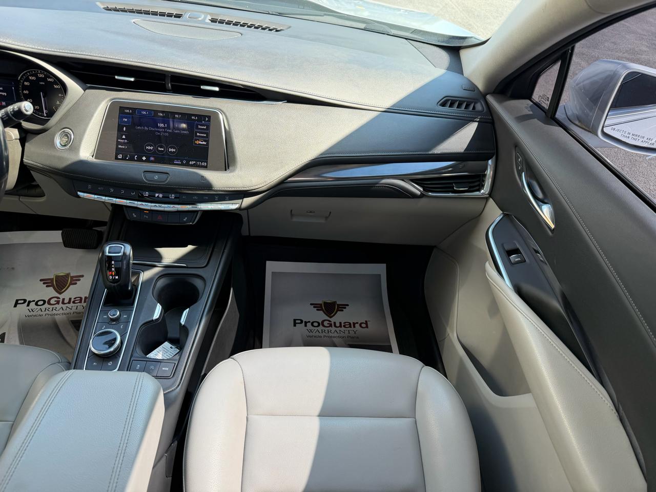 Cadillac XT4 AWD 4dr Luxury 2019