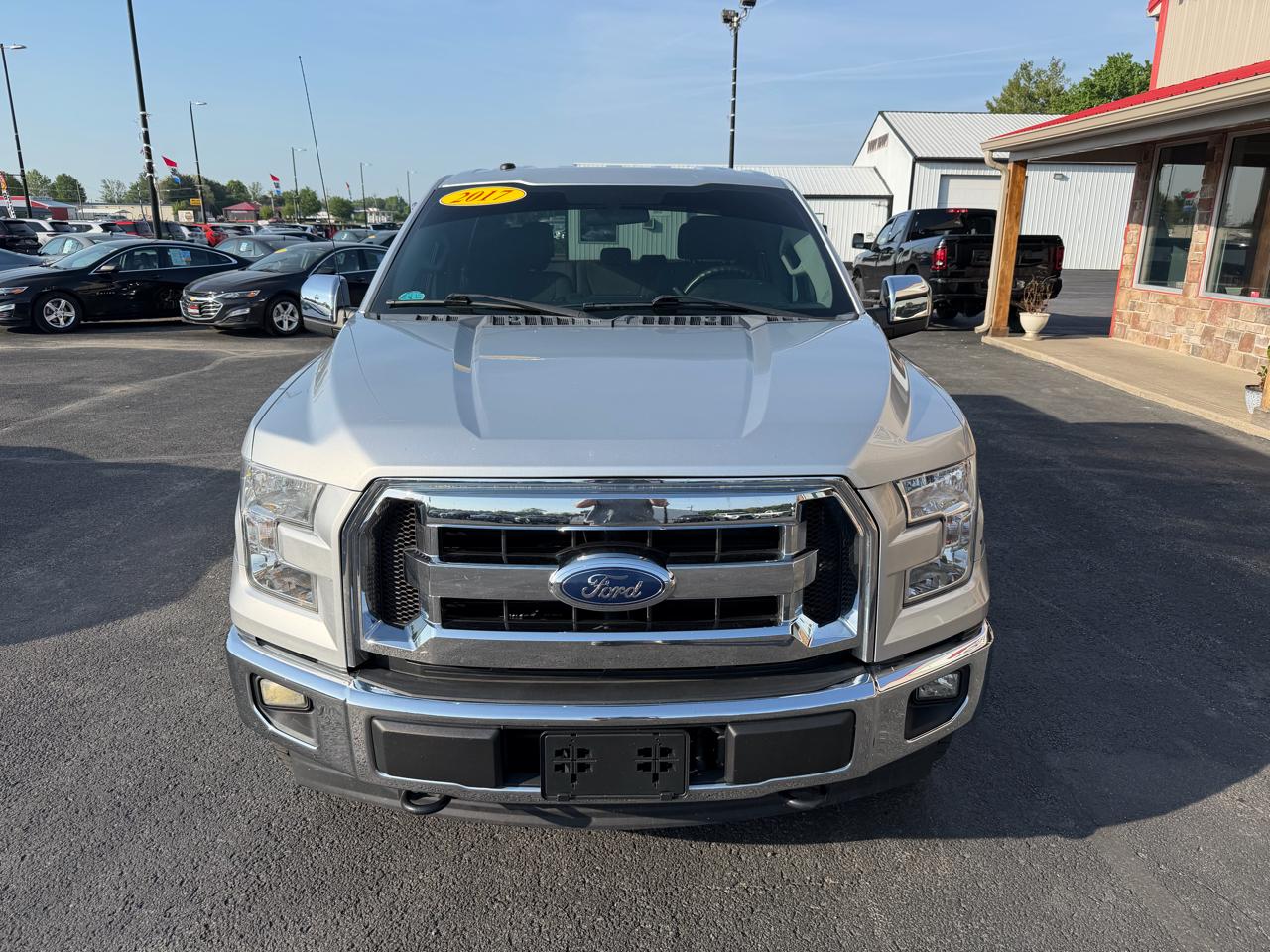 Ford F-150 4WD SuperCrew 139" XLT 2017