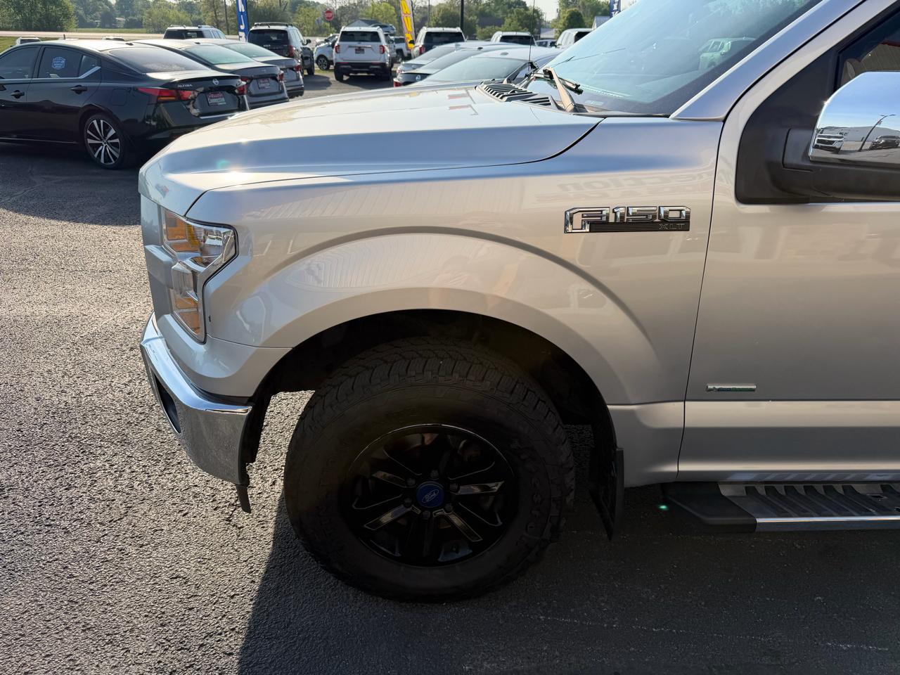 Ford F-150 4WD SuperCrew 139" XLT 2017