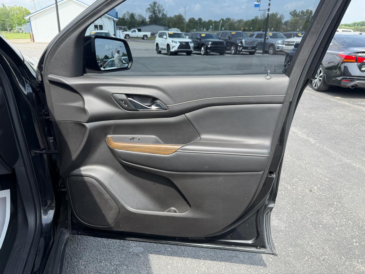 GMC Acadia FWD 4dr SLE 2022