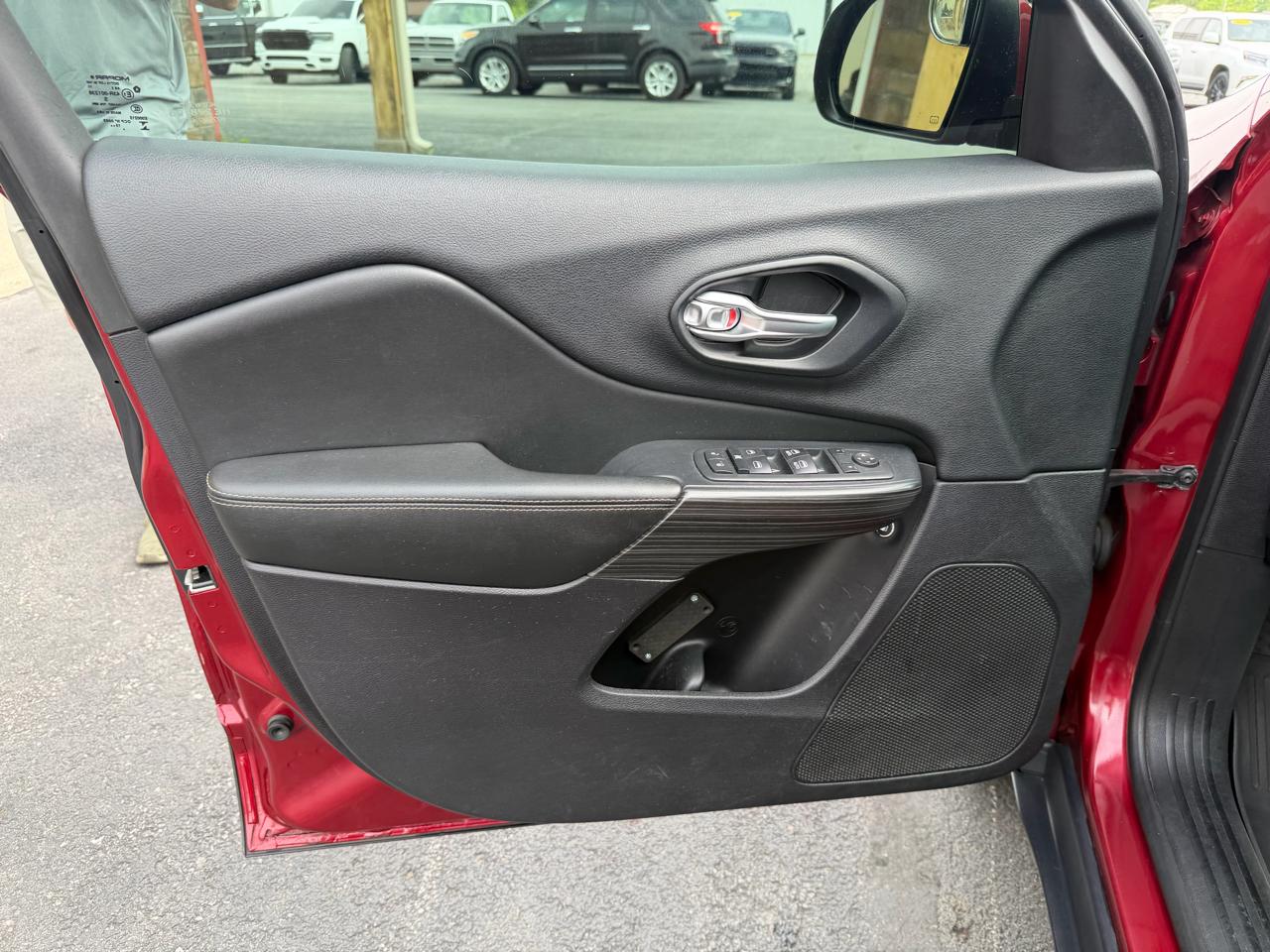 Jeep Cherokee 4WD 4dr Limited 2016