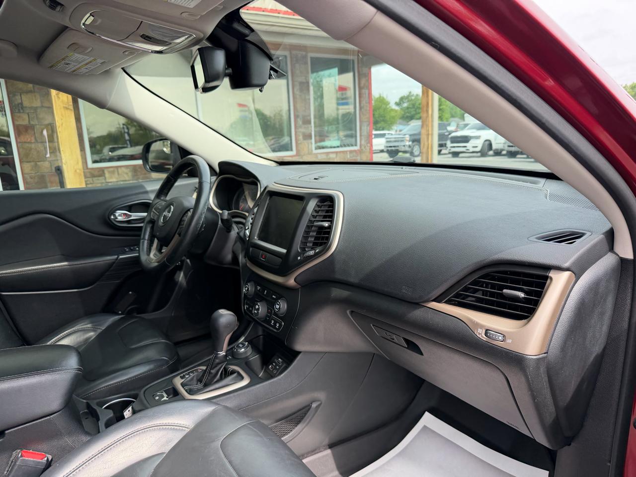 Jeep Cherokee 4WD 4dr Limited 2016