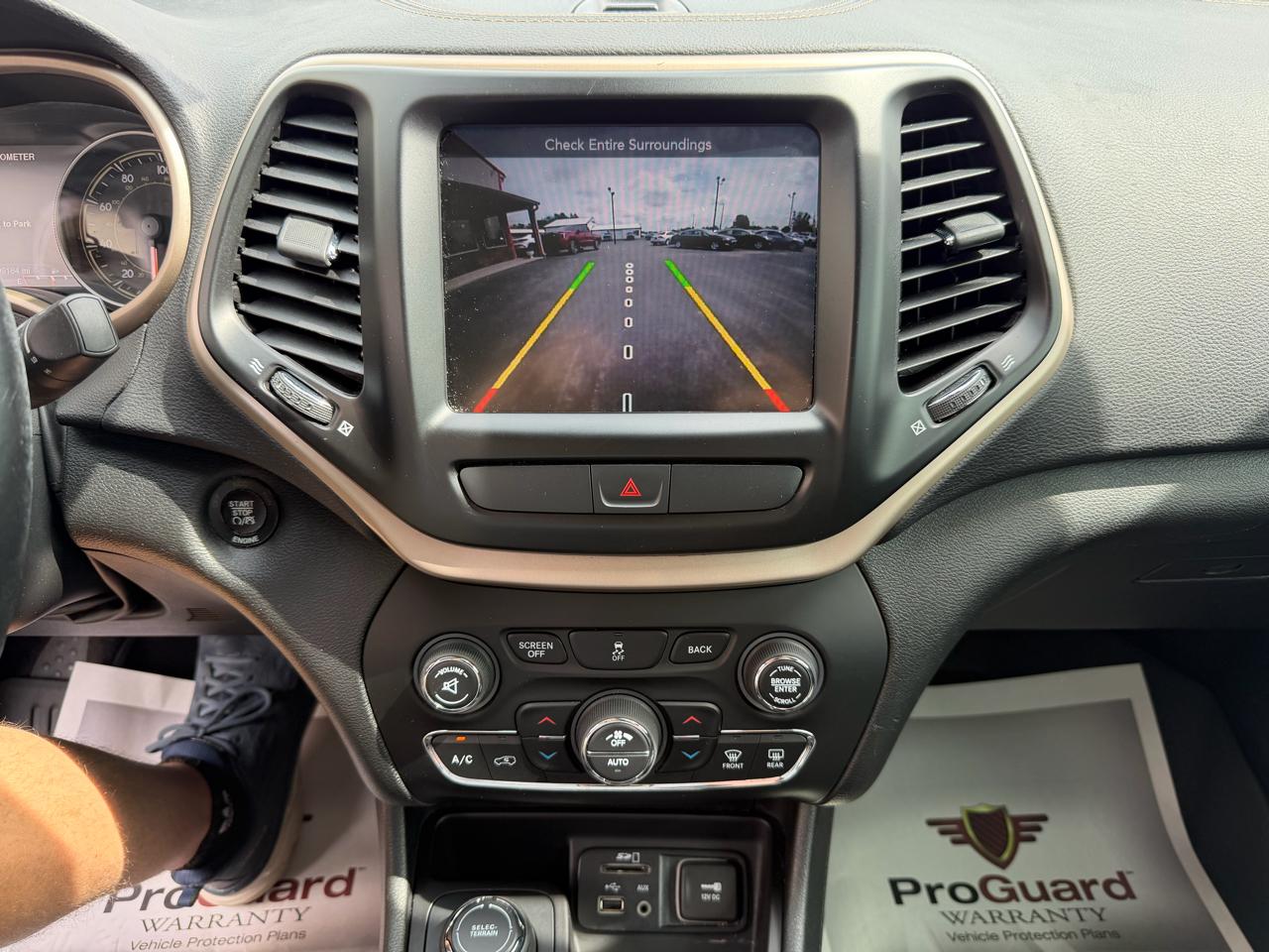 Jeep Cherokee 4WD 4dr Limited 2016