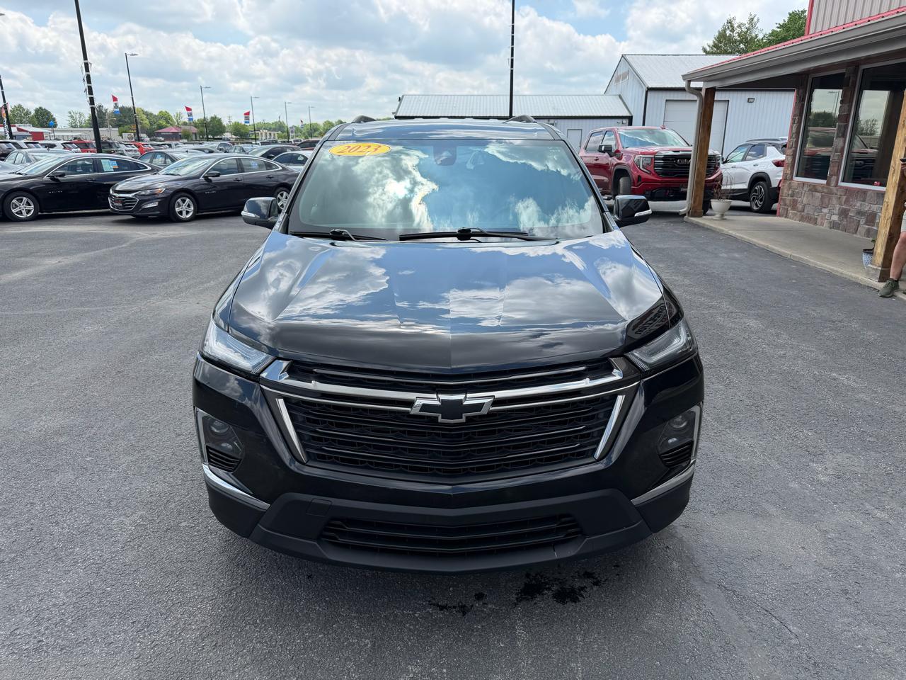 Chevrolet Traverse AWD 4dr LT Cloth w/1LT 2023