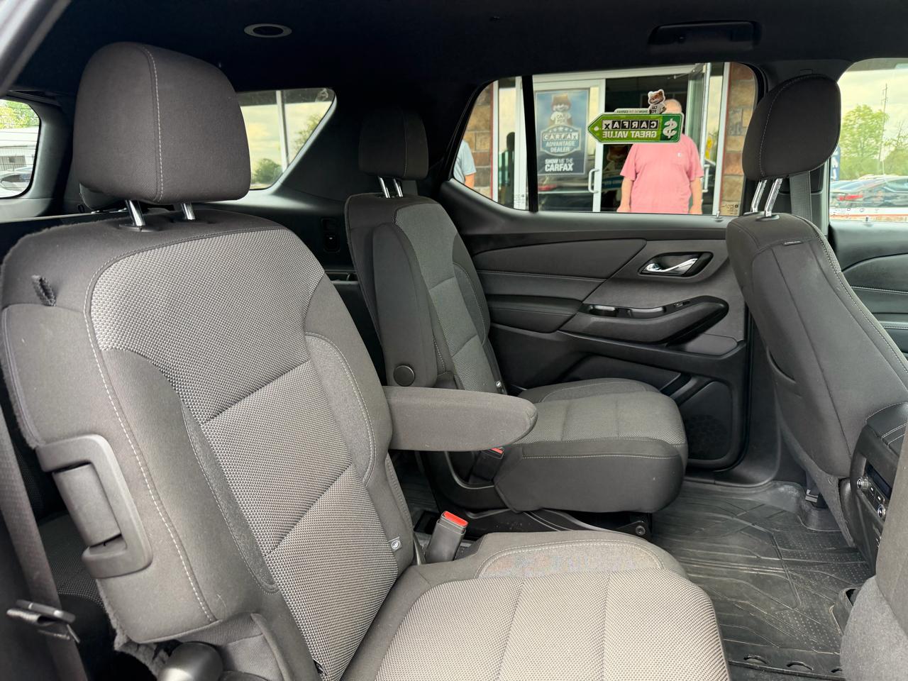 Chevrolet Traverse AWD 4dr LT Cloth w/1LT 2023