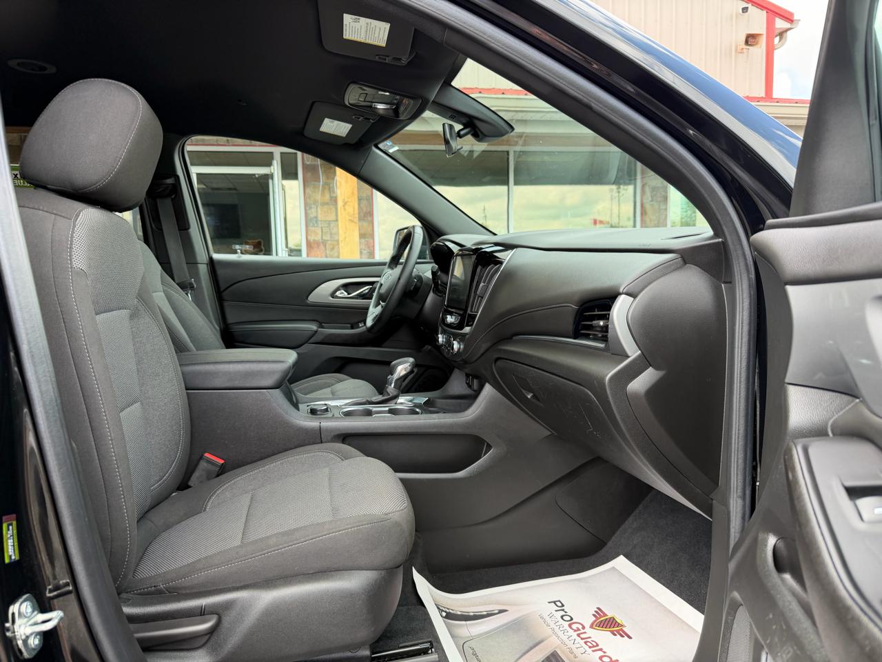 Chevrolet Traverse AWD 4dr LT Cloth w/1LT 2023