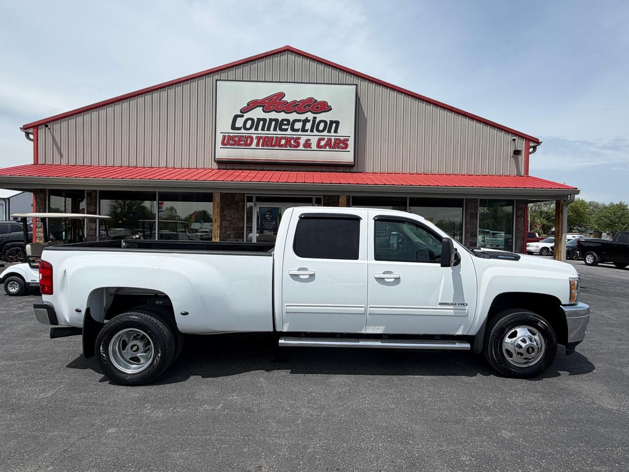 Chevrolet Silverado 3500HD 4WD Crew Cab 167.7" LTZ 2013
